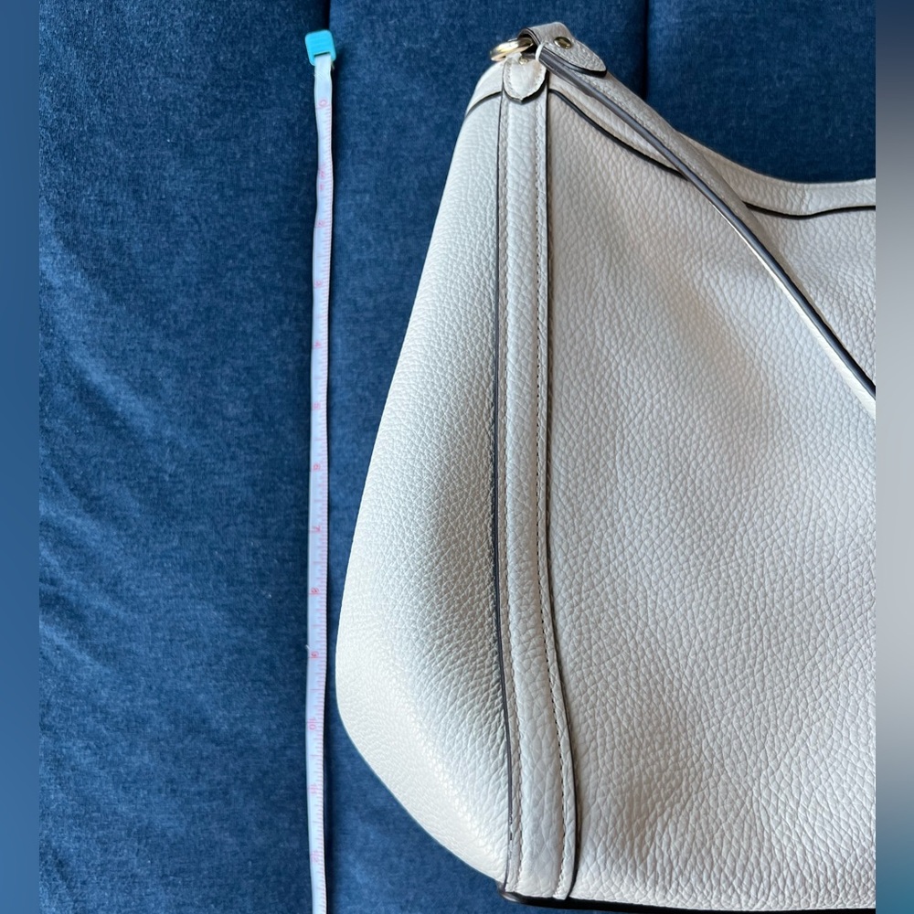 Coach Cream Leather Bag - Picture 16 of 16
